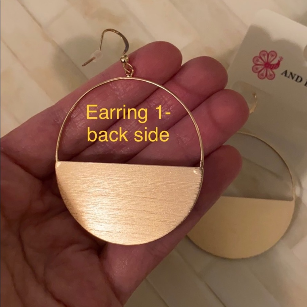 Round dangle earrings - Picture 5 of 9